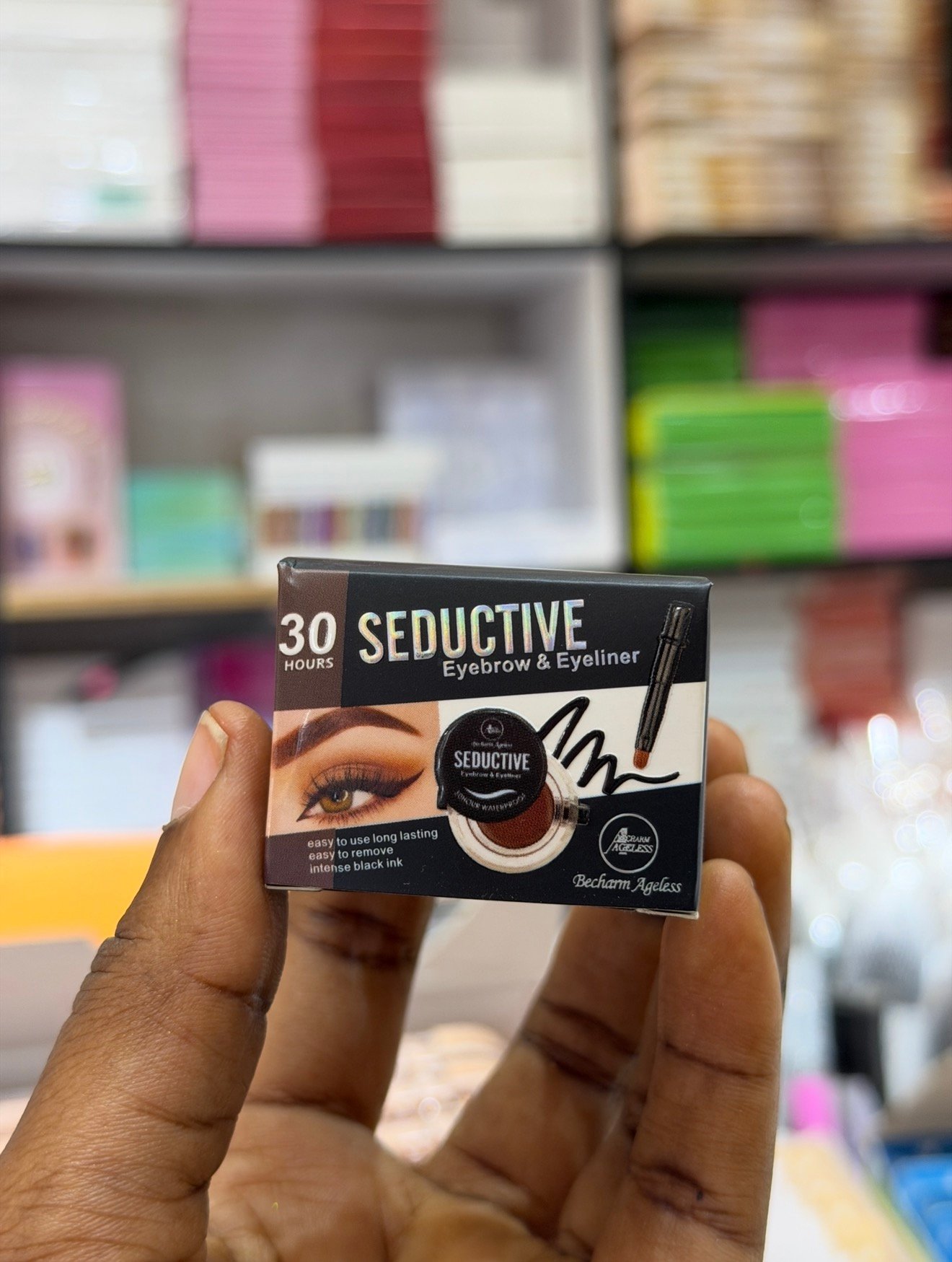 AGELESS SEDUCTIVE GEL LINER