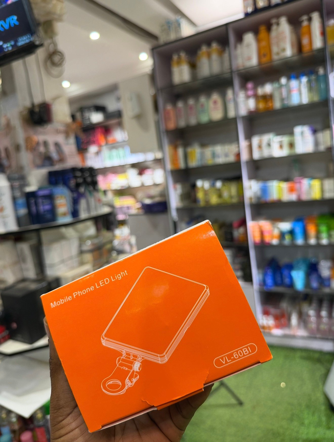 LED LIGHT PHONE CLIPPER - Image 2