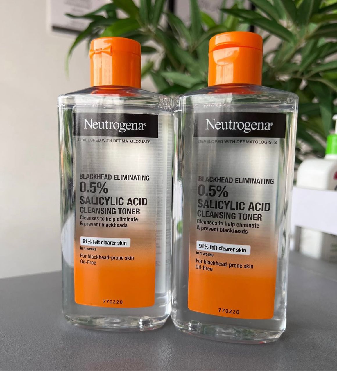 NEUGENA 0.5 SALICYLIC ACID TONER
