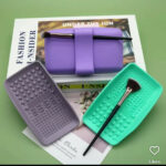 Silicone brush cleaner