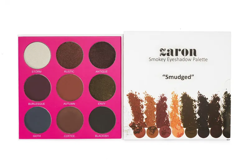 Zaron smoke eyeshadow pallet smudged