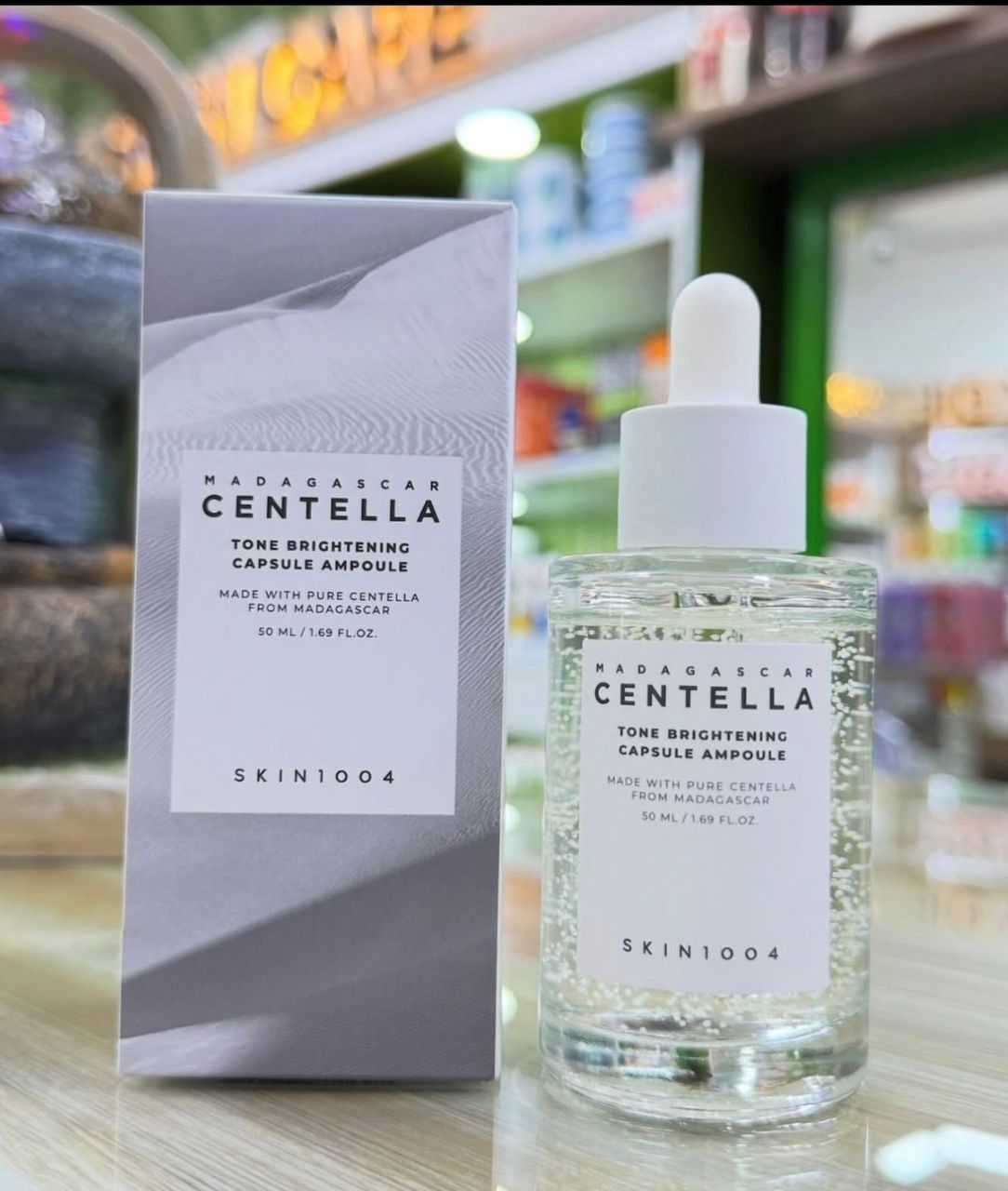 MADAGASCAR  CENTELLA  TONE BRITHENING SERUM