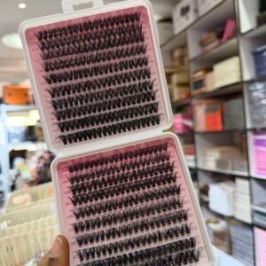 SMALL CLUSTER LASH BOOK