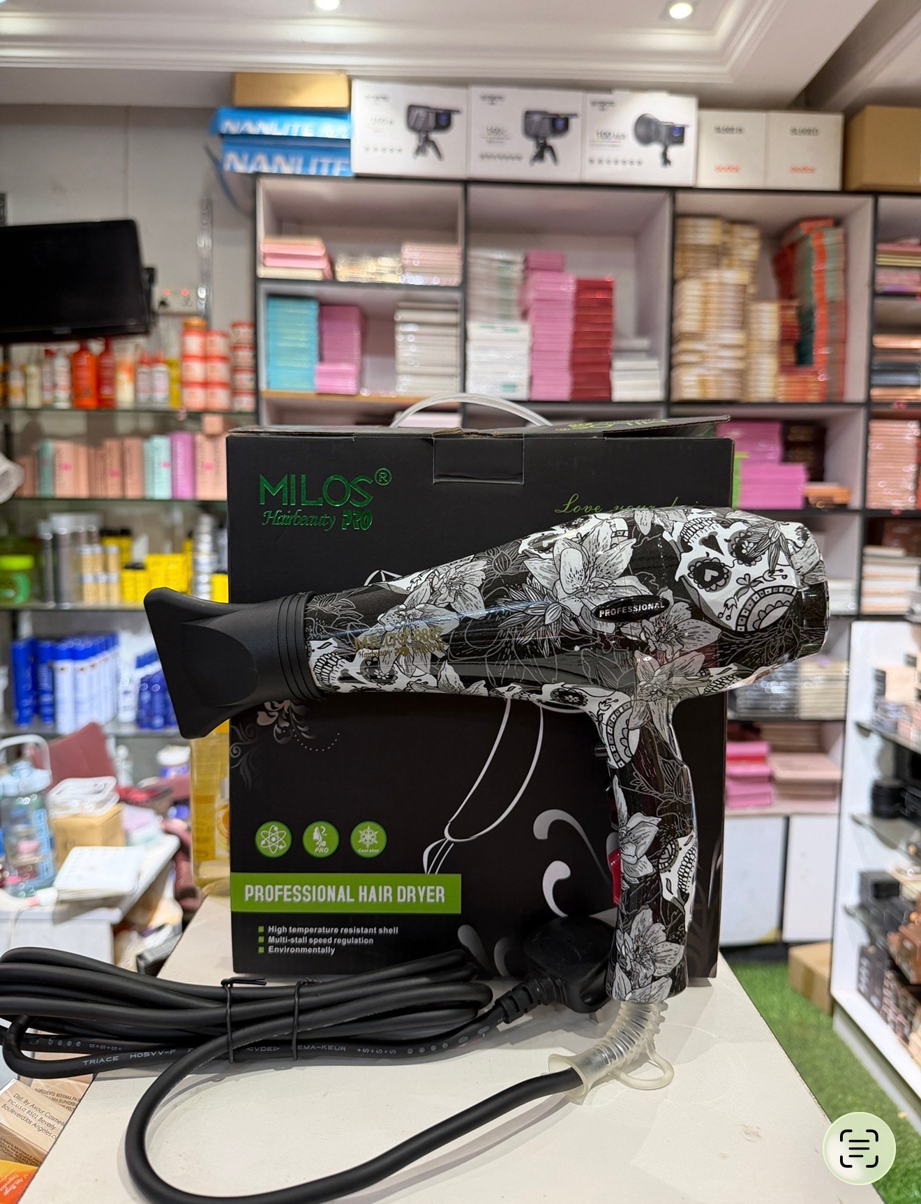 MILOS 8882 HAIR DRYER