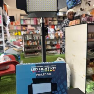 LED 300 PRO LIGHT